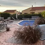 Modern House With Private Pool Σάγκρες