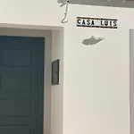Modern House With Private Pool Σάγκρες