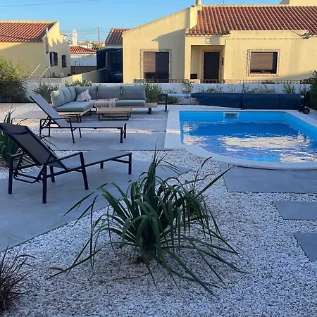 Modern House With Private Pool * Σάγκρες