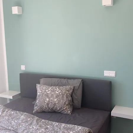 Modern House With Private Pool Vakantiehuis